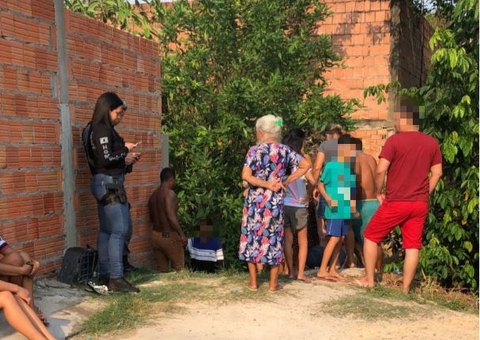 Homem é encontrado morto dentro de igarapé em Manaus