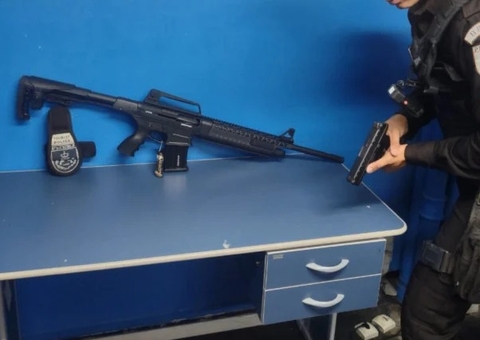 Polícia apreende fuzil dentro de mala de passageira em rodoviária