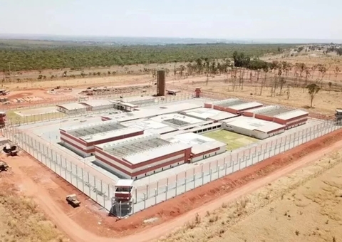 Ministério da Justiça suspende banho de sol e visitas em presídios federais após fuga