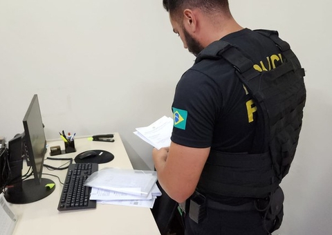 Operação da PF em Manaus mira empresários e políticos envolvidos em esquema de lavagem de dinheiro 