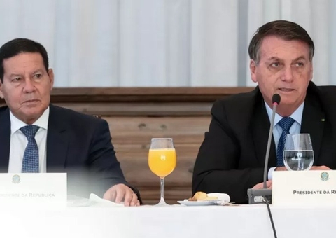 TSE retoma julgamento de ação que pede cassação da chapa presidencial