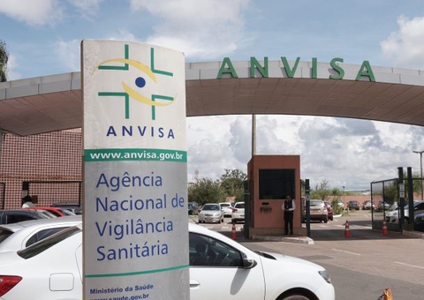 Anvisa recebe pedido de testes humanos de vacina brasileira em spray