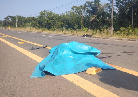 Homem morre ao ser atropelado e arremessado por metros na AM-070