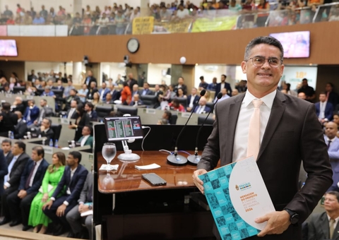 David Almeida abre trabalho legislativo com mensagem governamental na CMM