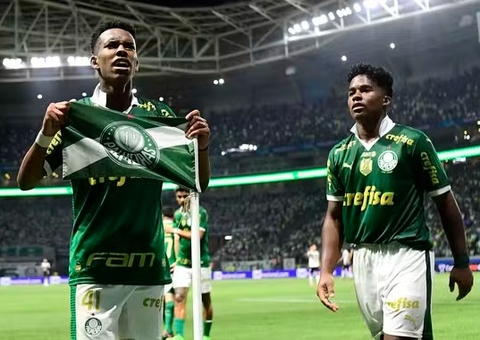 Palmeiras traça estratégia enquanto vê Estêvão na mira de gigantes da Europa