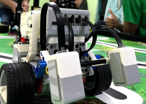 Ifam forma turma de Capacitação Avançada em Robótica