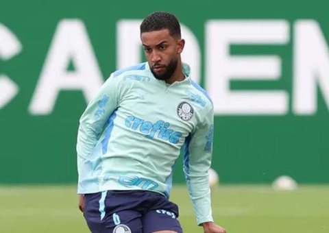 Torcedores agridem Jorge do Palmeiras e quebram carro do jogador