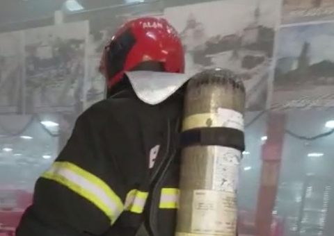 Incêndio em restaurante causa pânico entre clientes e funcionários em Manaus