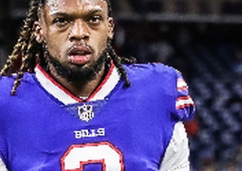 Jogador da NFL que sofreu parada cardíaca não está mais entubado