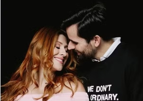 Dani Calabresa exibe barriga na reta final de gravidez e se declara ao marido; fotos