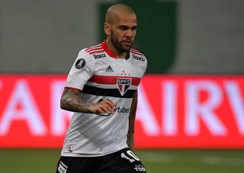 Justiça pede, e São Paulo deposita R$ 1 milhão de Dani Alves em juízo por ação