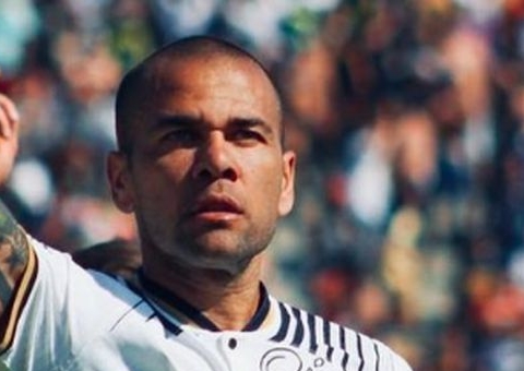 Justiça nega novo pedido da defesa e mantém prisão de Daniel Alves