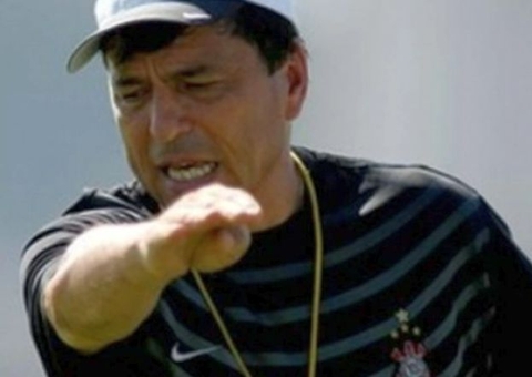 Ex-técnico do Corinthians, Passarella sofre com doença neurodegenerativa