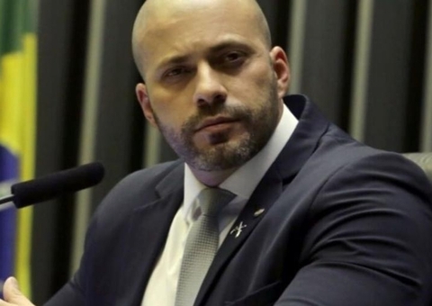 Justiça determina bloqueio de perfis de Silveira nas redes sociais 