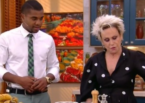 Davi cozinha com Ana Maria e fala sobre trajetória no BBB