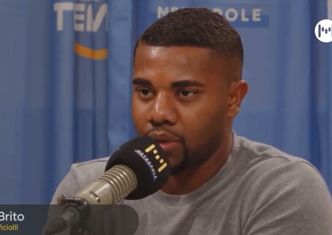 Davi Brito anuncia que desistiu de fazer faculdade de Medicina; vídeo