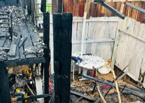 Incêndio destrói casa e área de mata em Manacapuru; morador perdeu tudo