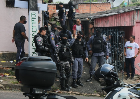 Assaltante de fábrica de joias invade casa e é morto com 8 tiros em Manaus; veja foto