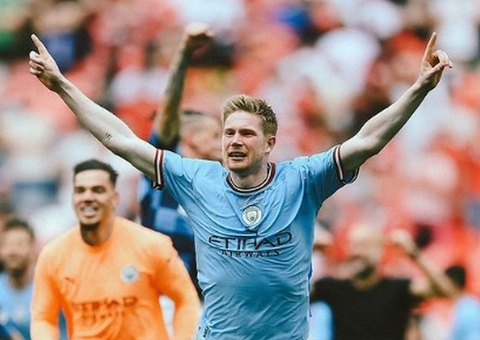 De Bruyne, do City, se machuca e deixa a final da Champions após 36 minutos