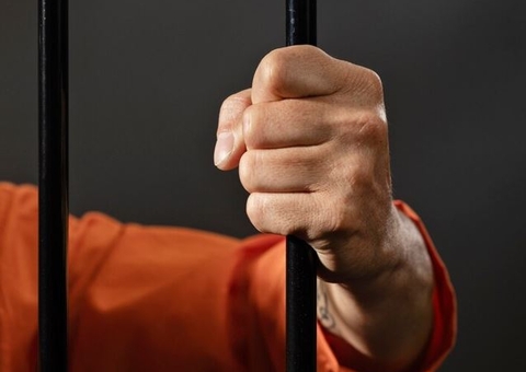 Homem é preso por embebedar e tentar estuprar babá adolescente em Manaus