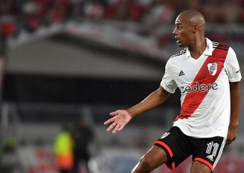 River esfria interesse do Flamengo por De la Cruz
