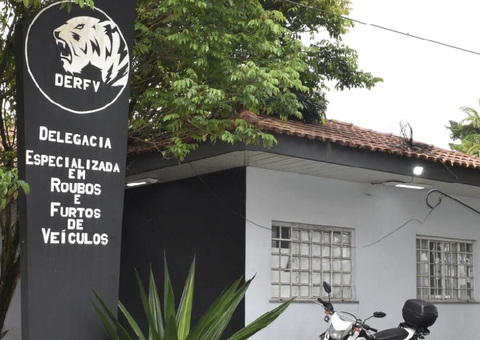 Suspeito de fazer família refém durante assalto no Coroado é preso 