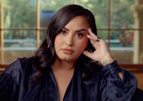 Detalhes de overdose de Demi Lovato em trailer de documentário chocam fãs