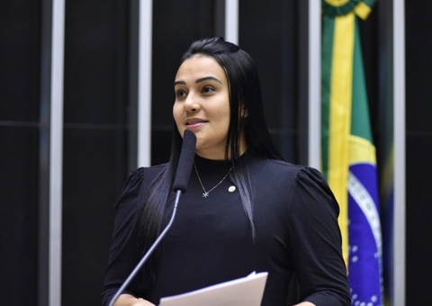 Deputada federal encontra câmeras escondidas em apartamento alugado em Brasília