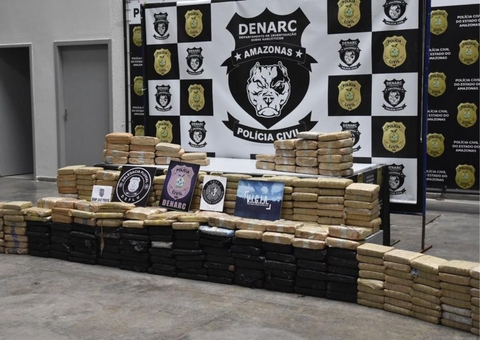 Bando preso com 400 quilos de drogas usava adolescente para negociar com compradores no Amazonas