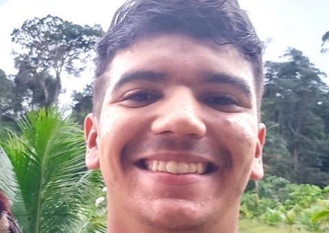 Jovem sai para receber pagamento e some sem deixar pistas em Manaus