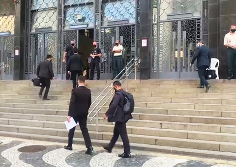 Desembargadores do TRF do Rio são presos durante operação da PF 