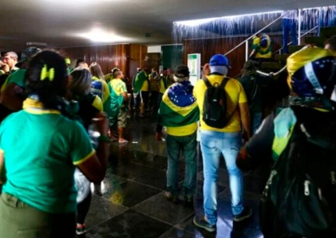 Moraes absolve morador de rua acusado de participar dos atos de 8/1