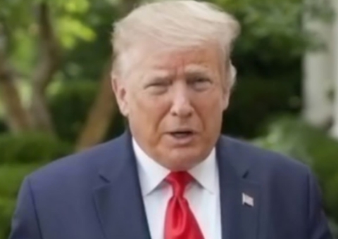 Juiz adia sentença de Trump no caso da compra do silêncio de atriz pornô