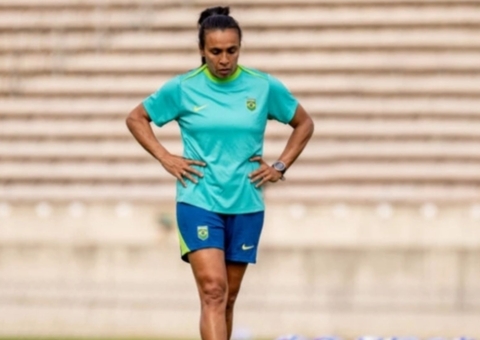 Marta fala que Copa no Brasil 'não é meta', mas se diz 'disposta a ajudar'