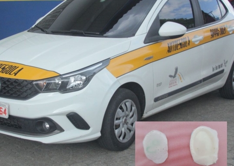 Instrutor de autoescola é flagrado com digitais de aluno para burlar aula de direção em Manaus