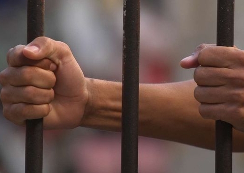 Polícia prende suspeito de comandar tráfico de drogas em bairro no Amazonas