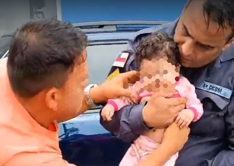 Bebê de 2 meses se engasga com leite materno e é salva por PMs no Grande Vitória