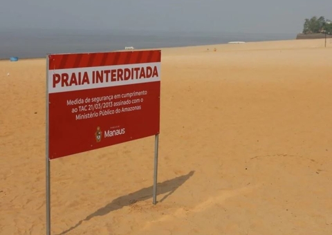 Praia da Ponta Negra é interditada após Rio Negro sofrer descida extrema