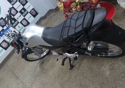 Dupla é presa ao ser flagrada participando de 'rolezinho' em Manaus 