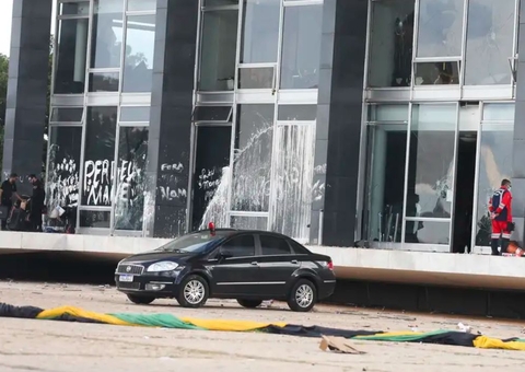 Operação da PF tenta prender dois suspeitos dos ataques de 8 de janeiro