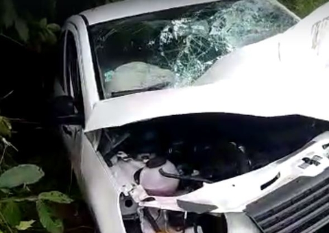 Carro invade contramão e mata família na AM-010; Criança de 4 anos está entre as vítimas