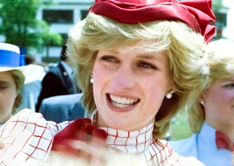Documentário revela que princesa Diana desconfiava de acidente de carro dois anos antes de sua morte