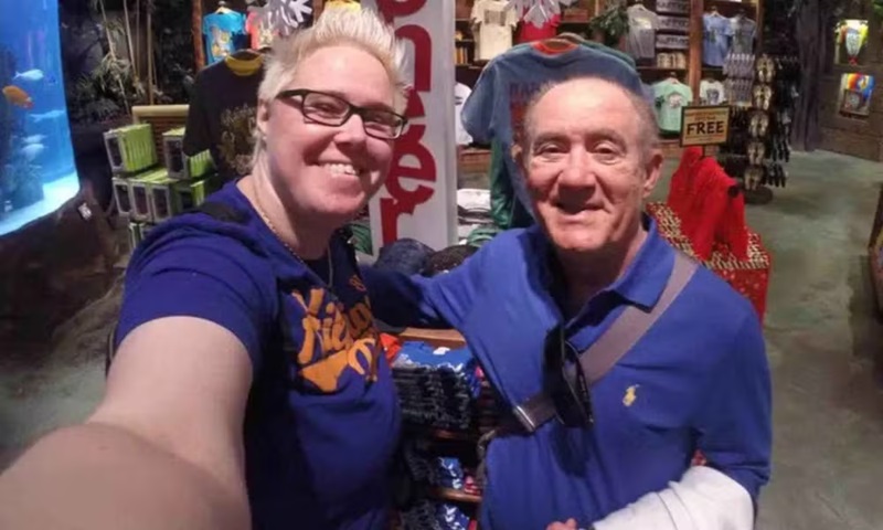 Renato Aragão rebate rumor de que tentou 'esconder' filha por ser lésbica