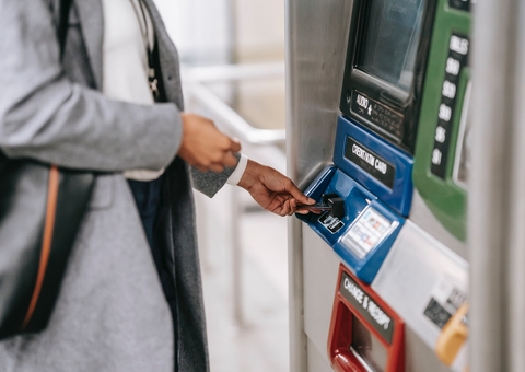 Banco HSBC é condenado a indenizar cliente que sofreu golpe em Manaus