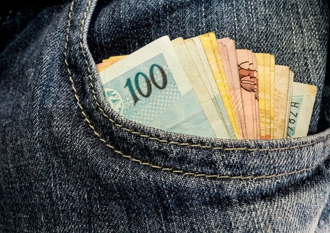 Saque do FGTS: nascidos em julho podem sacar até R$ 1 mil a partir de hoje