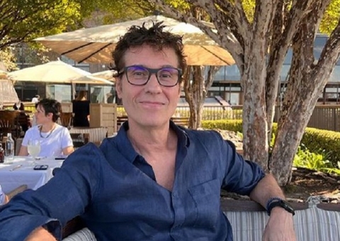 Dinho Ouro Preto comemora formatura da filha na Universidade de Nova York