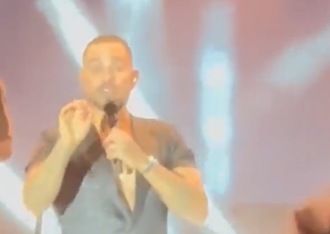 Flamenguista, Diogo Nogueira perde paciência com torcedores do Atlético-MG durante show