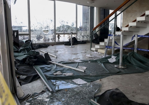 AGU pede o bloqueio de bens de financiadores dos atos de vandalismo em Brasília