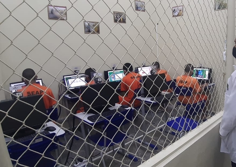 Detentos do CDPM1 recebem cursos profissionalizantes em Manaus