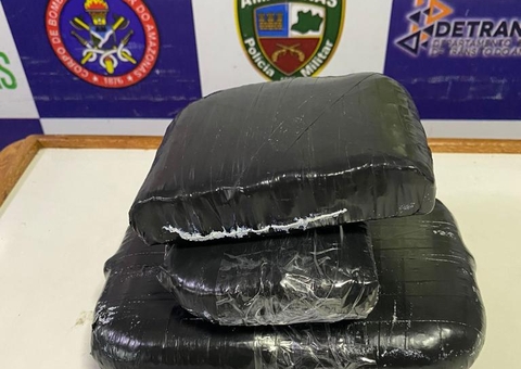 Mulheres são flagradas com drogas presas ao corpo em barco no Amazonas